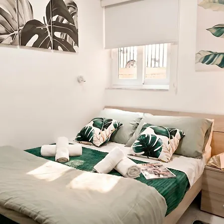 Cosy 2bdr In Bugibba Square - Happy 세인트폴스베이